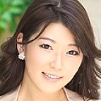 Aya Takashiro (高城彩) 日本語