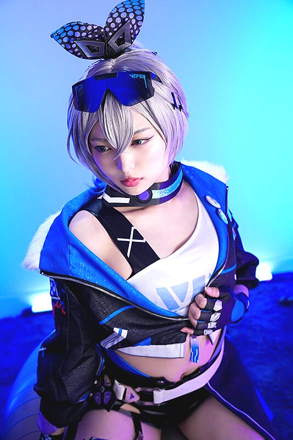 CSRAV-001 JAV Films English - 00:37:00 - 00:45:00